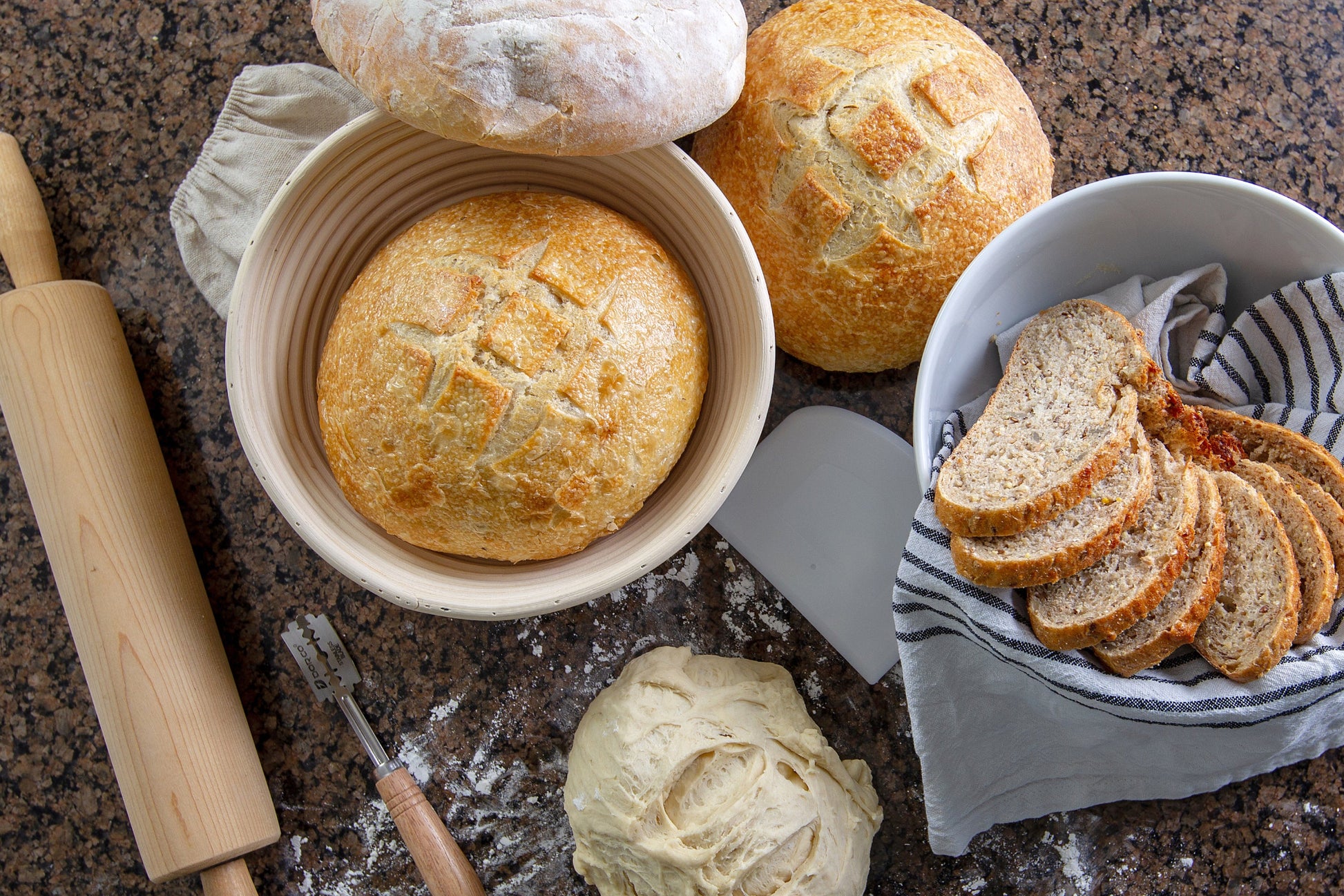 Bread Lame (with 15 blades) - KitchenEnvy