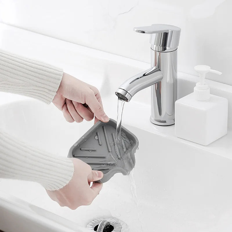 Silicone Tray With drain - KitchenEnvy