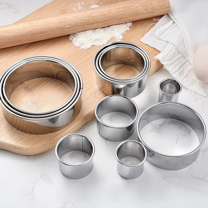 Stainless Steel Cookie Cutters (5pcs Set) - KitchenEnvy