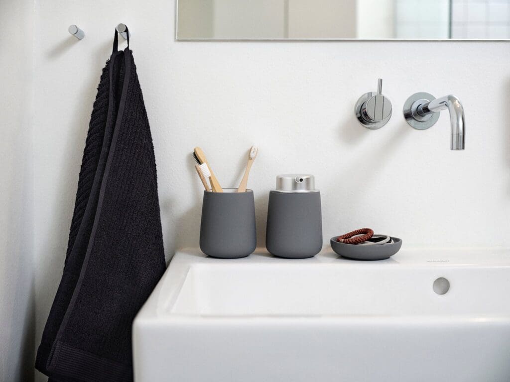 CLASSIC Bath Towel - 100% Cotton