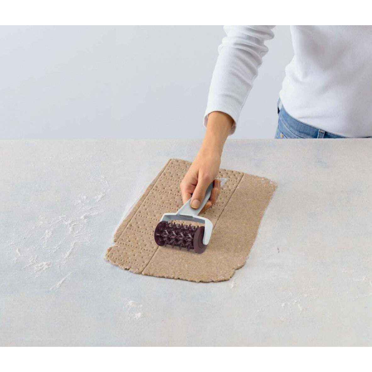 KitchenEnvy Cracker Roller - KitchenEnvy