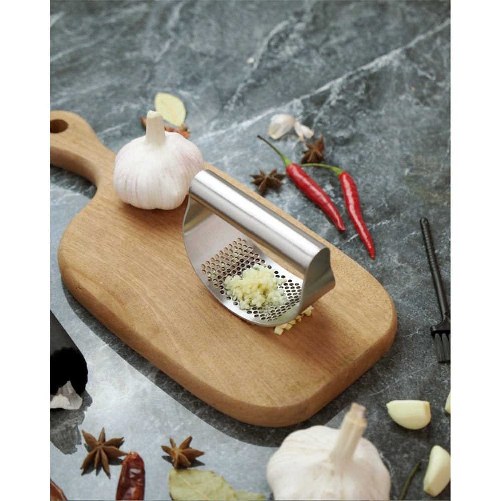 KitchenEnvy Stainless Steel Garlic Press - KitchenEnvy