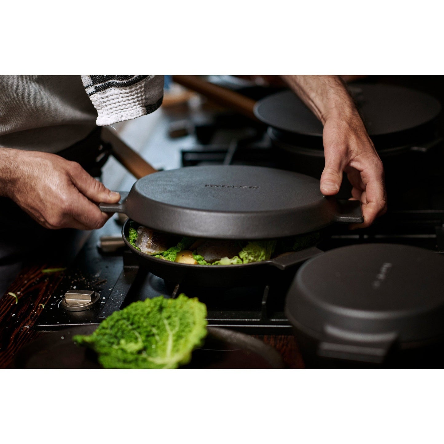 MORSO Skillet Round 28cm/11" - Cast Iron - KitchenEnvy
