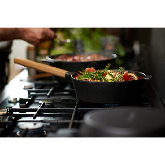 MORSO Saute Pan w/Lid - 25cm/10" - Cast Iron - Wood Handle - KitchenEnvy
