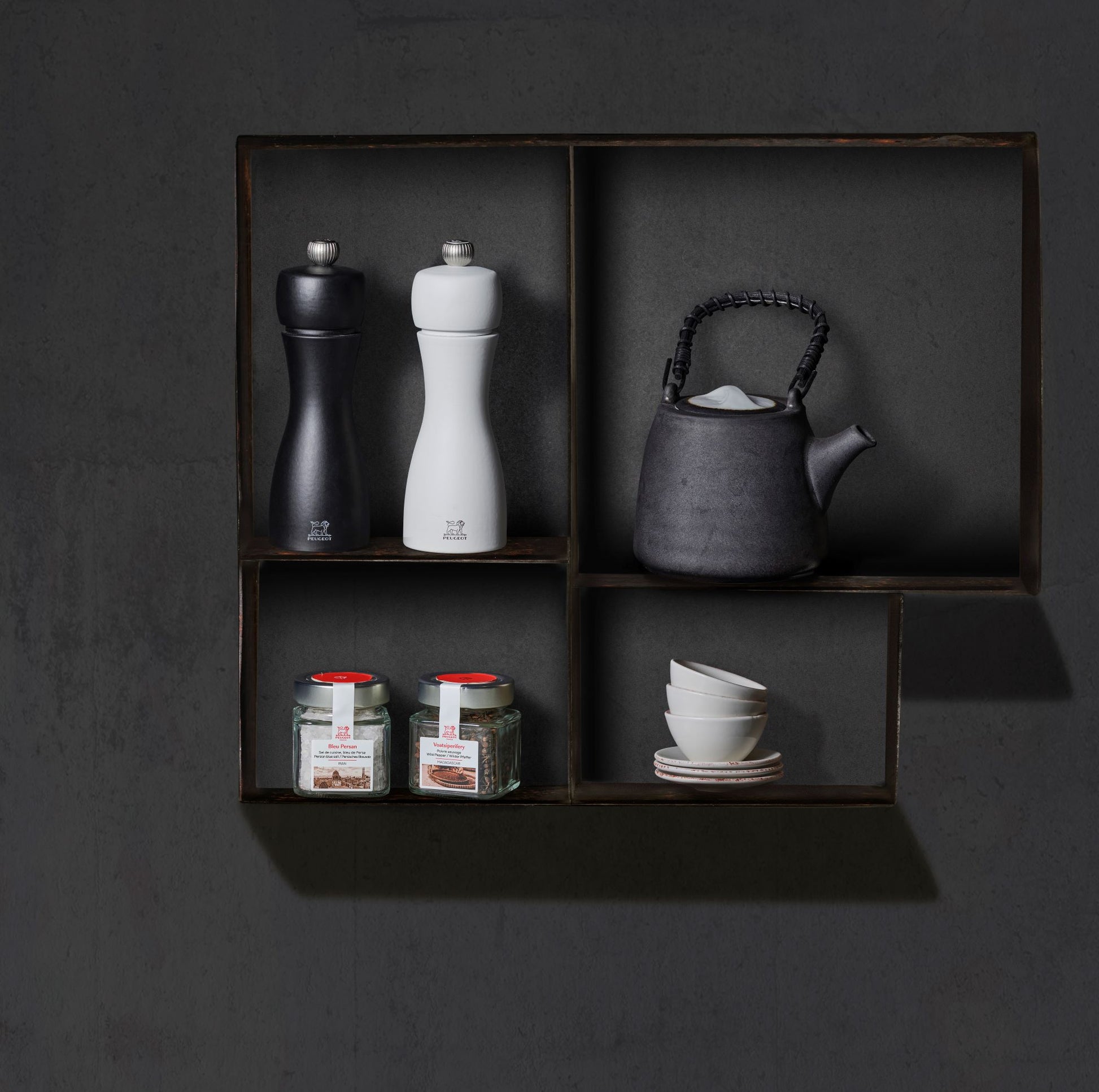 Tahiti - Manual Salt/Pepper mill duo - Beech wood - Kitchen Envy