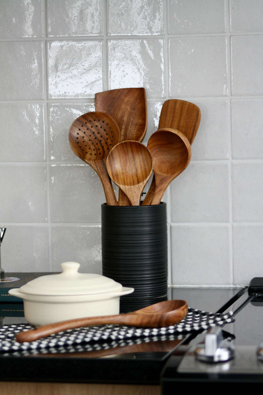 KitchenEnvy 7pcs/set Teak Natural Wood Kitchenware - KitchenEnvy