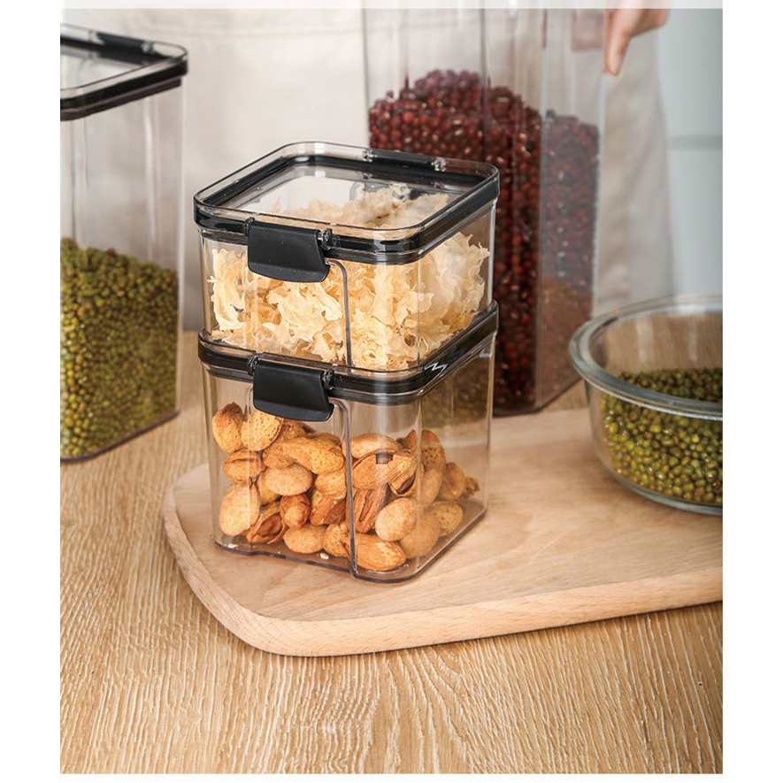 KitchenEnvy Plastic food storage container - KitchenEnvy