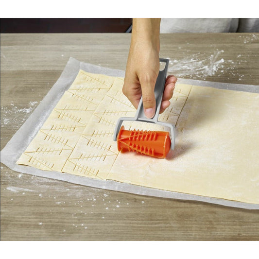 KitchenEnvy Christmas Roller - KitchenEnvy