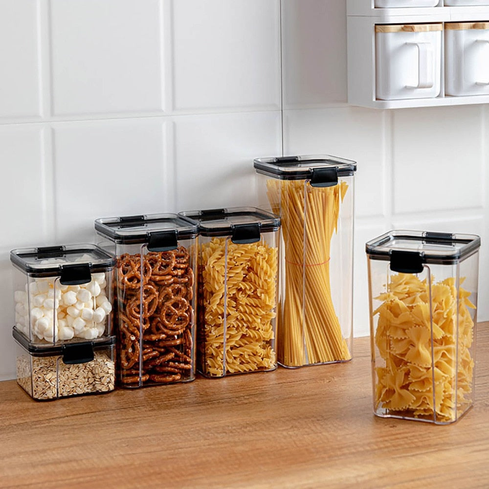 KitchenEnvy Plastic food storage container - KitchenEnvy